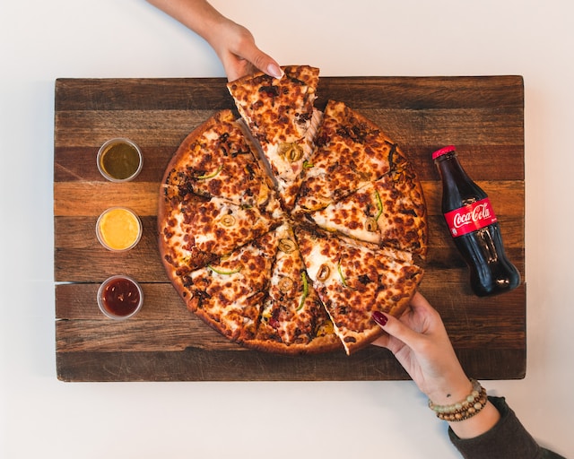 Score pizza for less with Uber Eats promo codes
